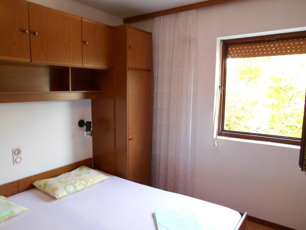 Apartments U Kapetana Пунат Стая снимка