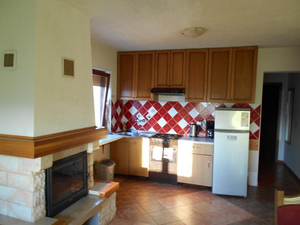 Apartments U Kapetana Пунат Стая снимка