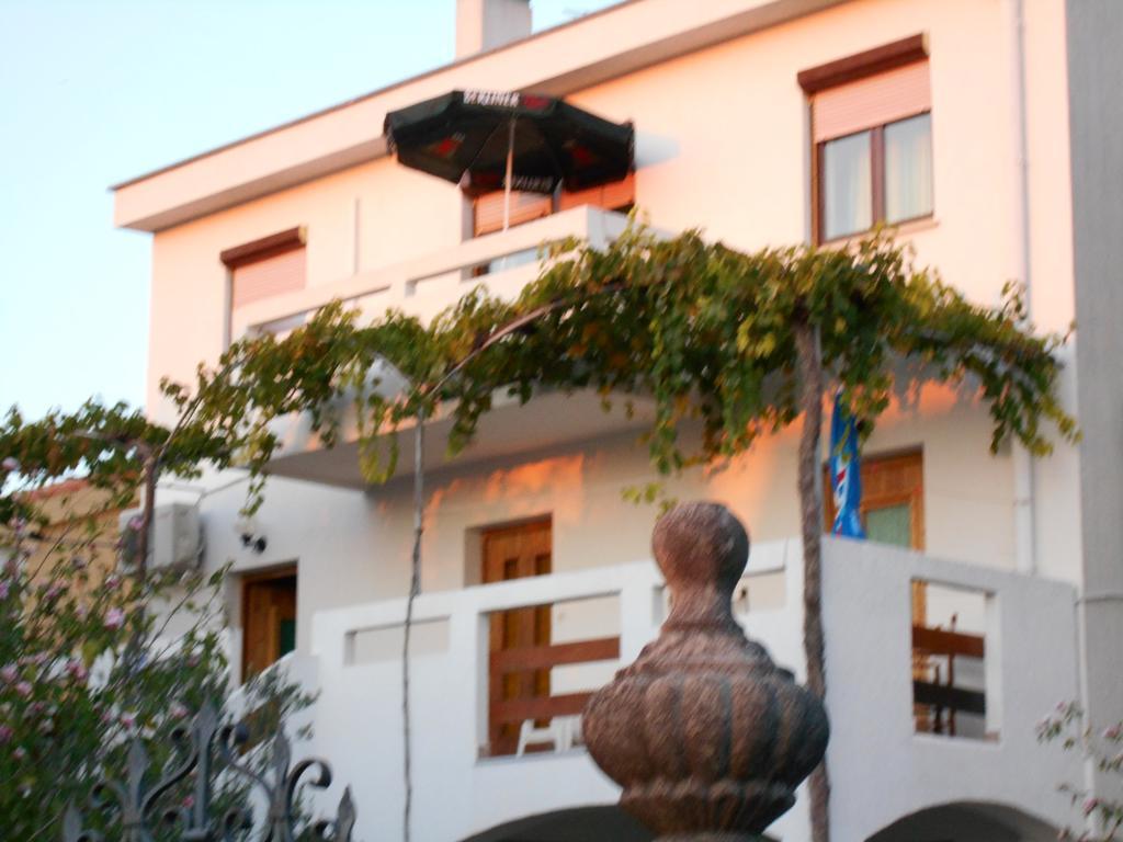 Apartments U Kapetana Пунат Екстериор снимка